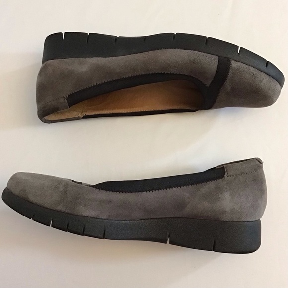 Clarks 10 Artisan Suede Women's Gray Suede Slip-On Comfort Shoes - Picture 9 of 11